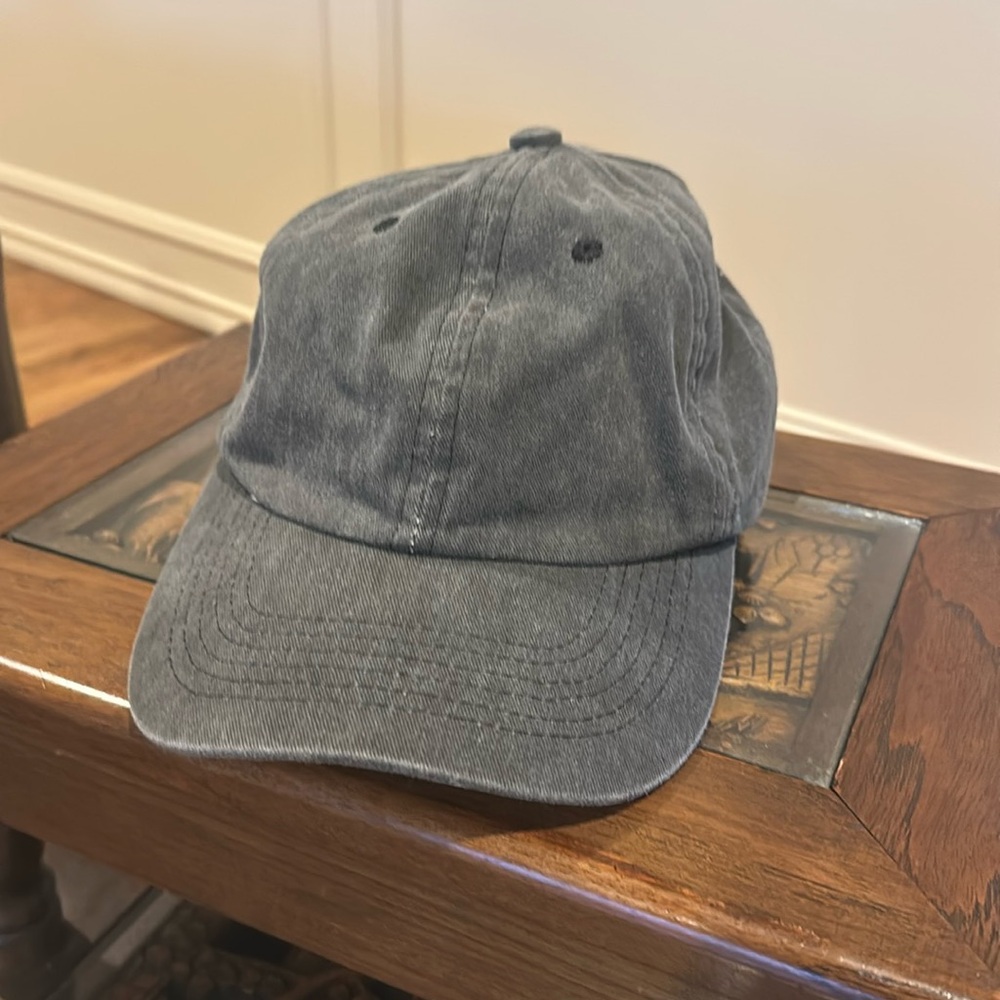 Gigi Pip baseball cap
